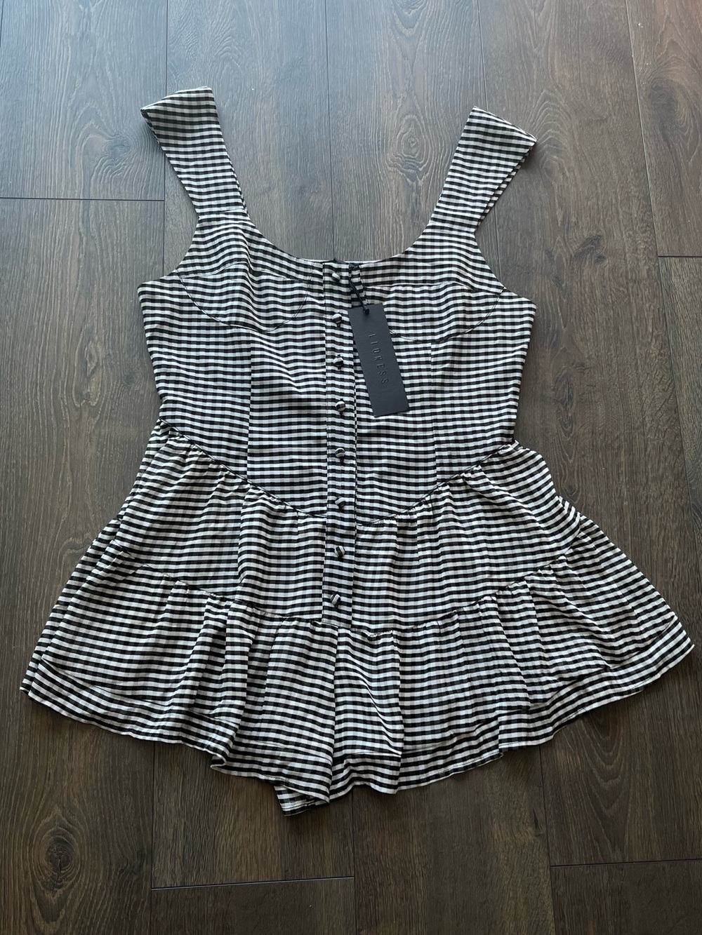 Lioness Gingham Romper - Picture 2 of 13